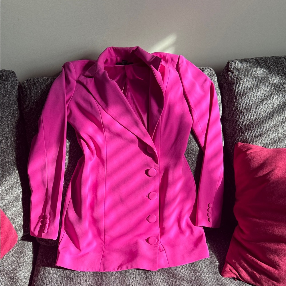 Elegant Pink Women's Blazer